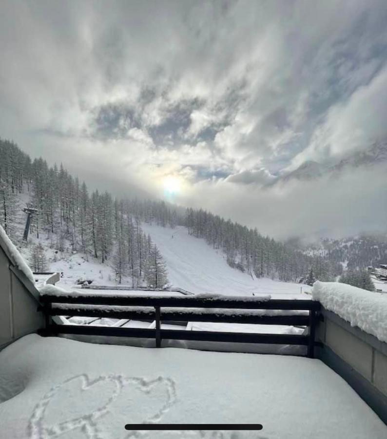 Ferienwohnung Monolocale La Terrazza Sulla Neve-Cervinia Breuil-Cervinia Exterior foto